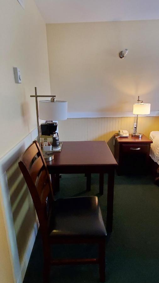 Comox Valley Inn & Suites Courtenay Luaran gambar